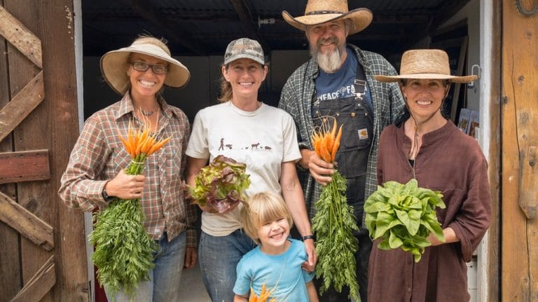 Group Pic Farm Stand 2018 768x431